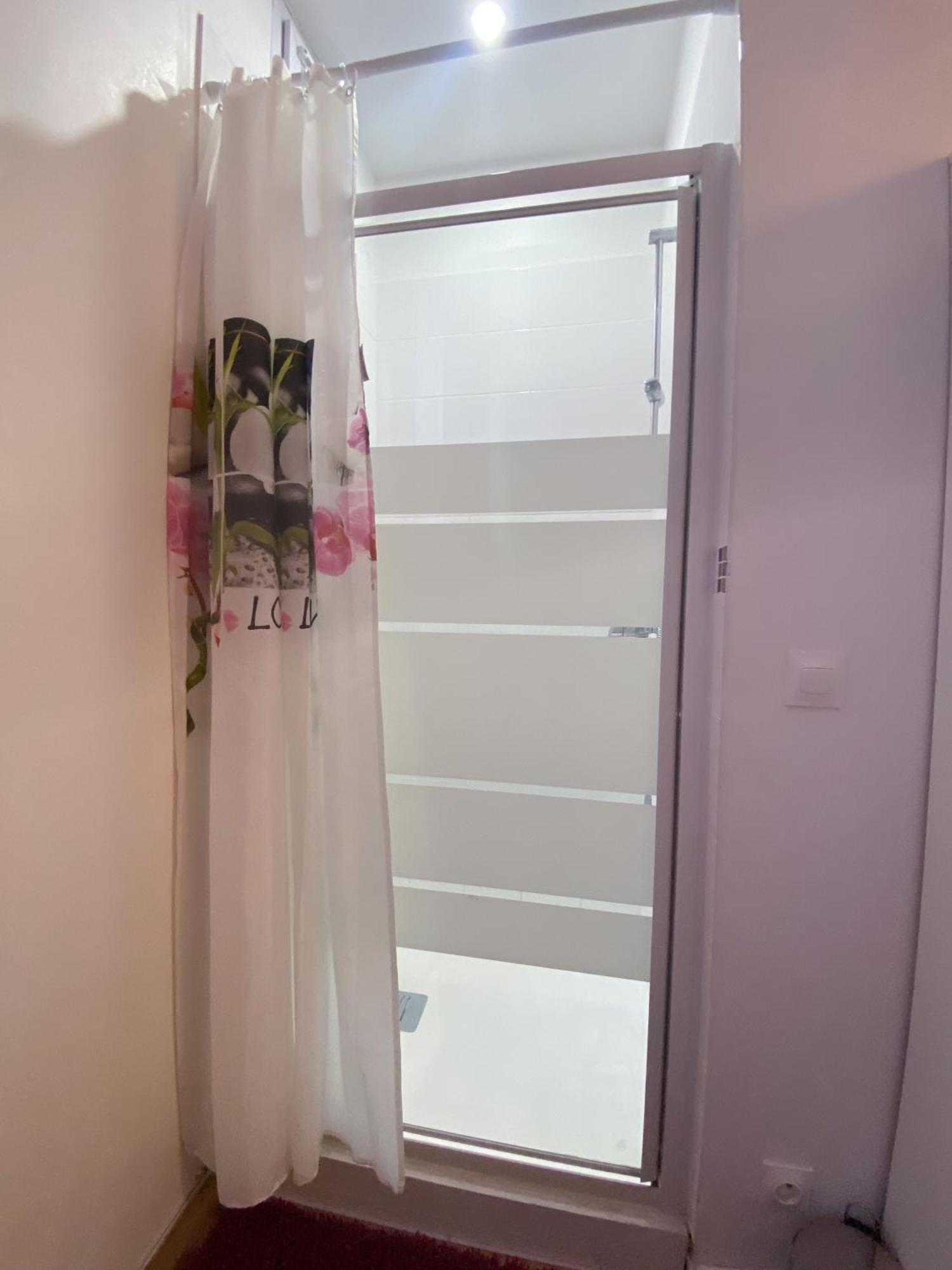 Nice Apartment Ideal To Visit Paris Clichy Exterior photo